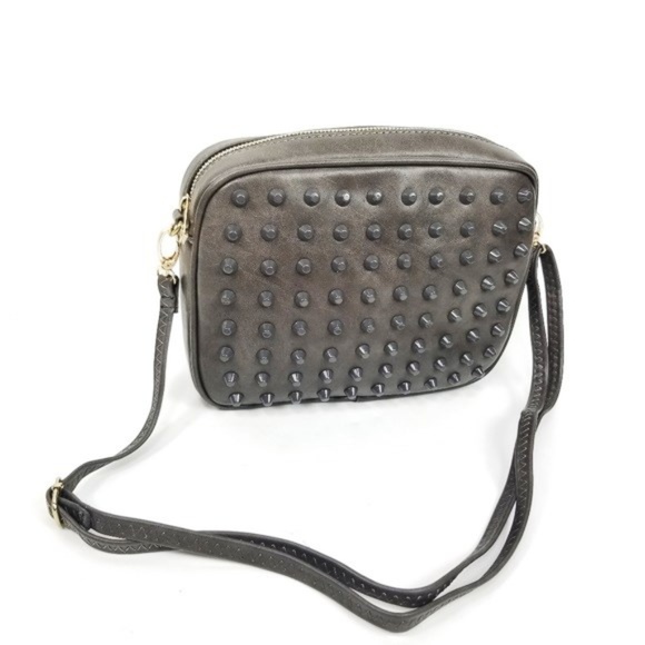 Hammered Stud front cross body rectangle bag - Picture 3 of 8